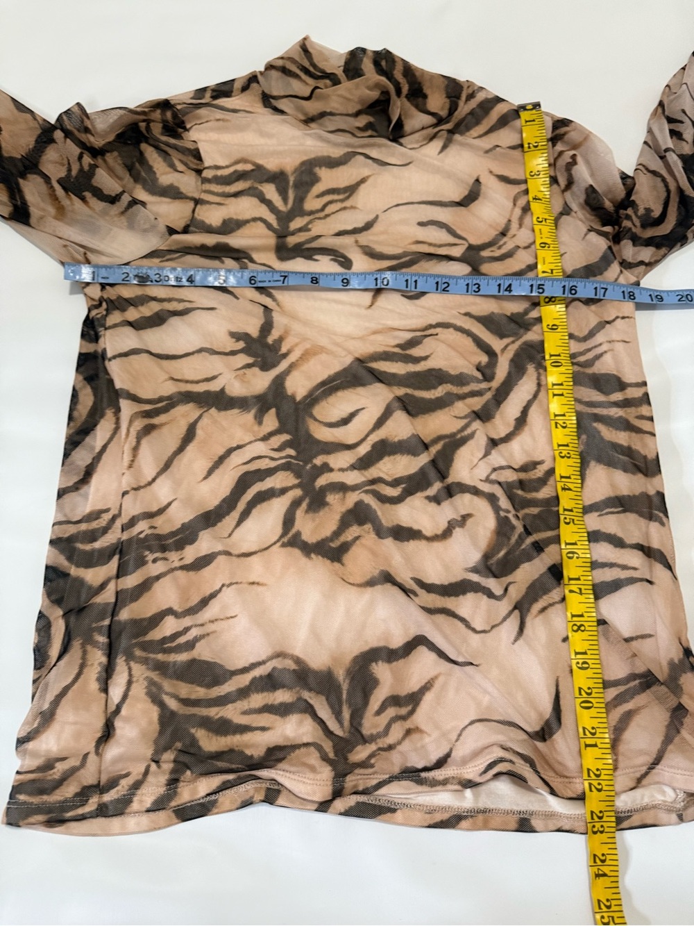 Chicos Sheer Animal-Print Long-Sleeve Top - Beige/Black size medium (1) - Picture 8 of 10